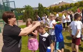 1749053162635