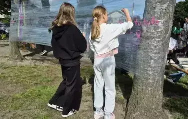 ef24d7ca-bccb-48ea-8436-49cea37f854d