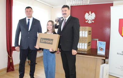 Zdjęcie do &bdquo;Wsparcie dzieci z rodzin pegeerowskich w rozwoju cyfrowym - Granty PPGR&rdquo;